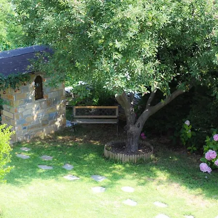 Traditional Stone With Astonishing Sea View 빌라 *